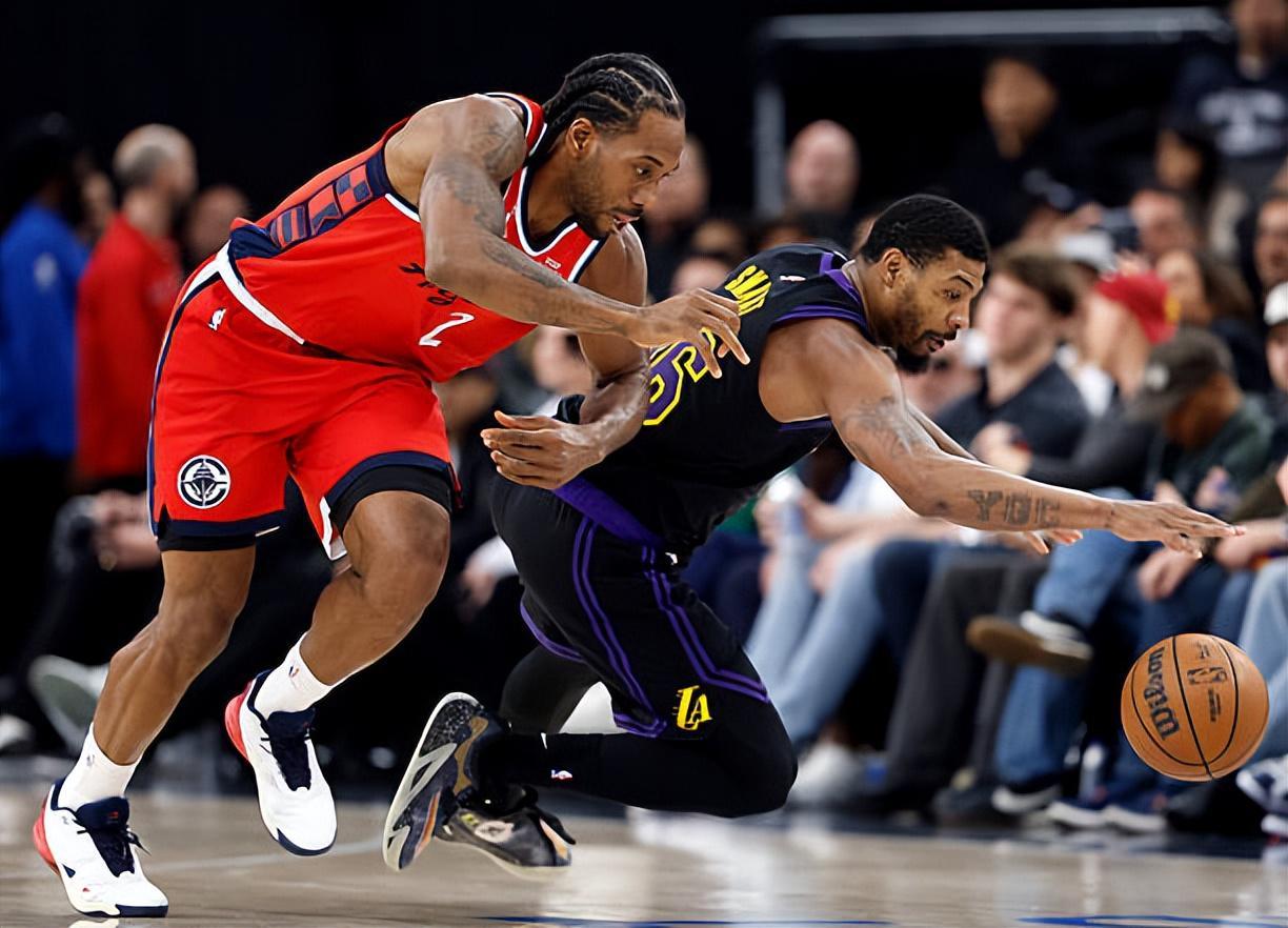 KAIYUN-本以为湖人后场大闸有机会挺身而出，结果这一次他却手感全无？